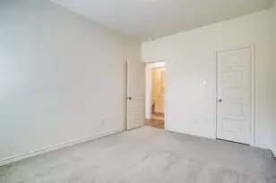 211 Athenia Dr, Fort Worth, TX 76114 - Photo 29