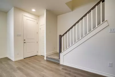 211 Athenia Drive, Fort Worth, TX 76114 - Photo 3