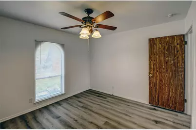 401 Rhineland, Benbrook, TX 76126 - Photo 29