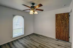 401 Rhineland, Benbrook, TX 76126 - Photo 29