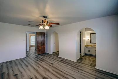 401 Rhineland, Benbrook, TX 76126 - Photo 23