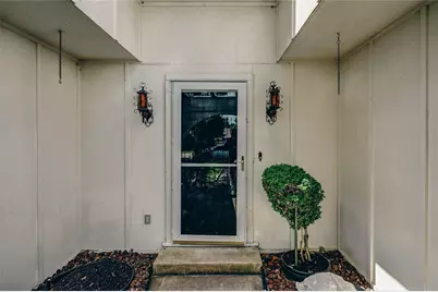 401 Rhineland, Benbrook, TX 76126 - Photo 3
