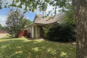 201 E Windsor Dr, Denton, TX 76209 - Photo 1