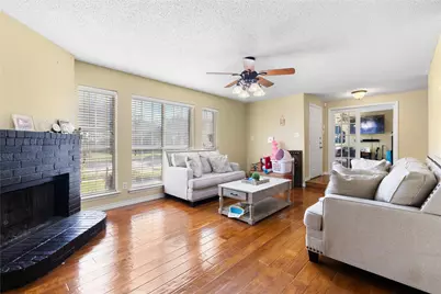 1409 Bregenz Lane, Lewisville, TX 75067 - Photo 5
