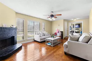 1409 Bregenz Ln, Lewisville, TX 75067 - Photo 5