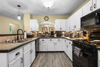 1409 Bregenz Lane, Lewisville, TX 75067 - Photo 7