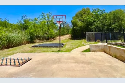 124 S 3rd Street, Jacksboro, TX 76458 - Photo 11