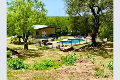124 S 3rd Street, Jacksboro, TX 76458 - Photo 13