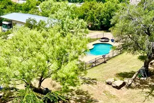 124 S 3rd St, Jacksboro, TX 76458 - Photo 17