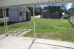 2905 Linda Dr, Ennis, TX 75119 - Photo 3