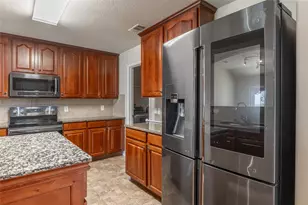 472 Grant Ln, Lavon, TX 75166 - Photo 11