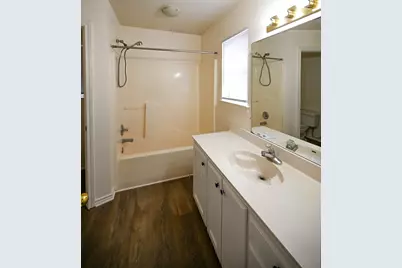 506 Valleyridge Court #B, Decatur, TX 76234 - Photo 7