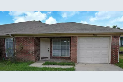 506 Valleyridge Court #B, Decatur, TX 76234 - Photo 1