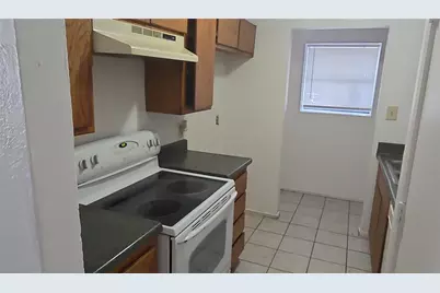 1627 Windsong Lane, Irving, TX 75060 - Photo 3