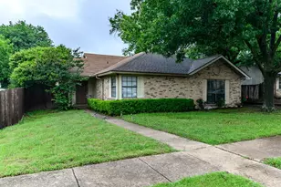 434 Pogue St, Cedar Hill, TX 75104 - Photo 1