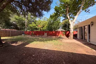 725 Ridgecrest Dr, Irving, TX 75060 - Photo 23