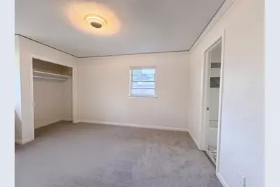 725 Ridgecrest Drive, Irving, TX 75060 - Photo 17
