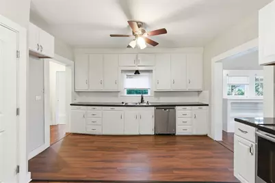 405 College Street, Cleburne, TX 76033 - Photo 9