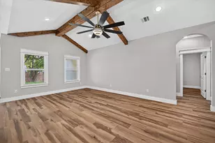 5005 Shackleford St, Fort Worth, TX 76119 - Photo 9
