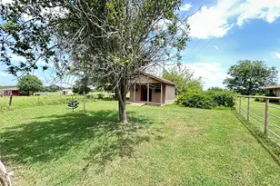 409 Co Rd 1167, Brashear, TX 75420 - Photo 35