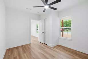 1413 N Wilhite St, Cleburne, TX 76031 - Photo 5