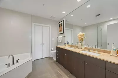 2323 N Houston Street #202, Dallas, TX 75219 - Photo 19