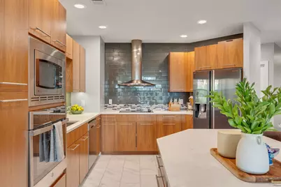 2323 N Houston Street #202, Dallas, TX 75219 - Photo 7
