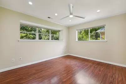 12022 Dixfield Drive, Dallas, TX 75218 - Photo 19