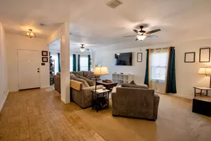 1613 Cowtown Dr, Mansfield, TX 76063 - Photo 5