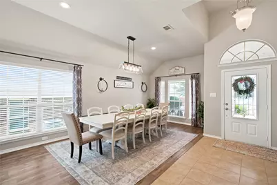 8 Tallwood Lane, Edgecliff Village, TX 76134 - Photo 5