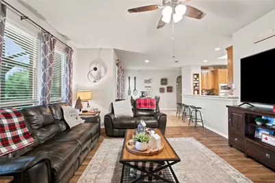 8 Tallwood Lane, Edgecliff Village, TX 76134 - Photo 11