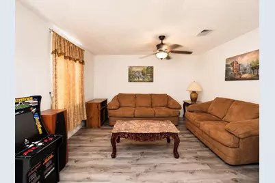 3008 Crimson Clover Drive, Lancaster, TX 75134 - Photo 3