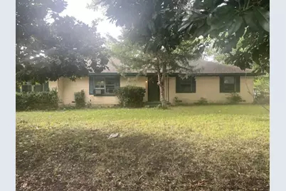 348 W Van Alstyne Parkway W, Van Alstyne, TX 75495 - Photo 1
