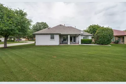 9633 Applewood Trail, Denton, TX 76207 - Photo 13