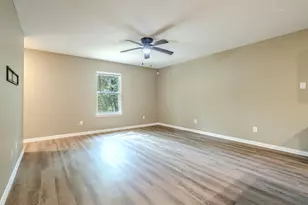 1312 Dawn Ct, Pelican Bay, TX 76020 - Photo 3