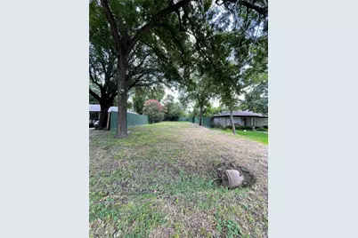 3776 Shorecrest Drive, Dallas, TX 75209 - Photo 3