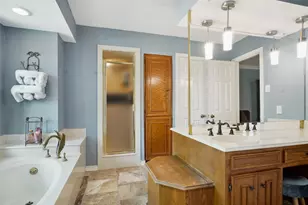 2833 S Country Club Rd, Garland, TX 75043 - Photo 15