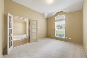 11 Beechcreek Dr, Edgecliff Village, TX 76134 - Photo 5