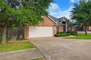 11 Beechcreek Dr, Edgecliff Village, TX 76134 - Photo 35