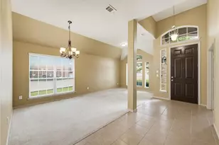 11 Beechcreek Dr, Edgecliff Village, TX 76134 - Photo 3