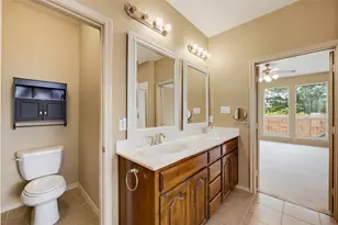 11 Beechcreek Dr, Edgecliff Village, TX 76134 - Photo 27
