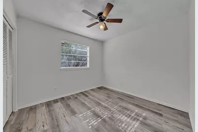 3407 NE 10th Street, Mineral Wells, TX 76067 - Photo 13