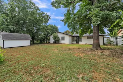3407 NE 10th Street, Mineral Wells, TX 76067 - Photo 27