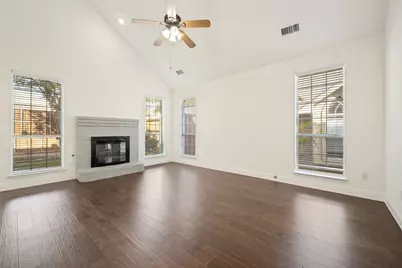 2505 Lakeshore Drive, Flower Mound, TX 75028 - Photo 7