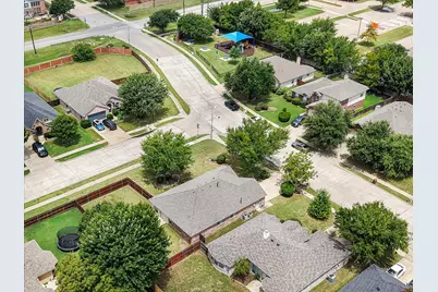 4406 Fox Meadows Lane, Mansfield, TX 76063 - Photo 33