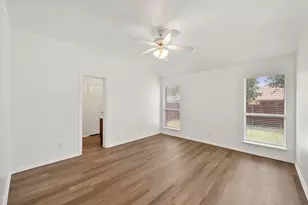 4406 Fox Meadows Ln, Mansfield, TX 76063 - Photo 23