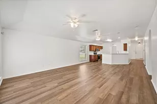 4406 Fox Meadows Ln, Mansfield, TX 76063 - Photo 15