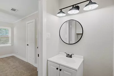 332 S Sealy Avenue, Justin, TX 76247 - Photo 19