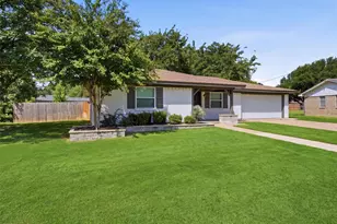 332 S Sealy Ave, Justin, TX 76247 - Photo 35