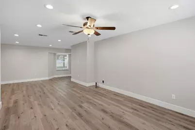 332 S Sealy Avenue, Justin, TX 76247 - Photo 13